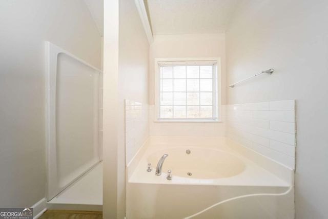 80 Knolls Ridge, Hampton, GA 30228