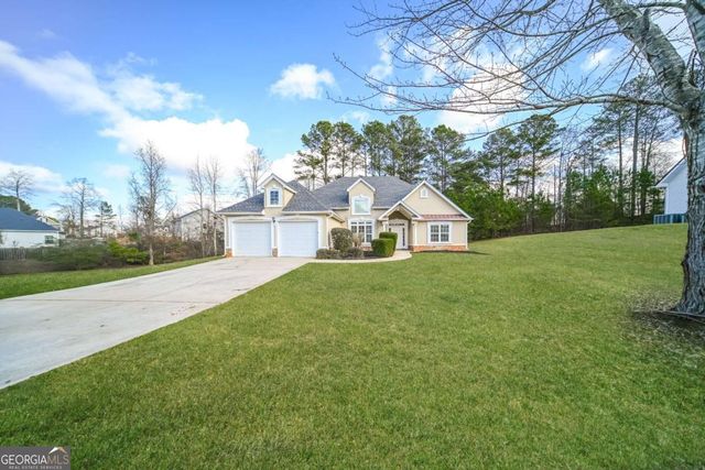 80 Knolls Ridge, Hampton, GA 30228