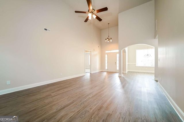 80 Knolls Ridge, Hampton, GA 30228