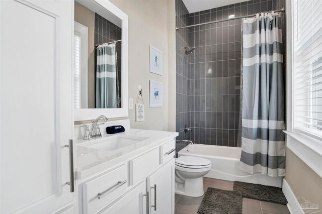 951 W Lagoon Ave VV, Gulf Shores, AL 36542