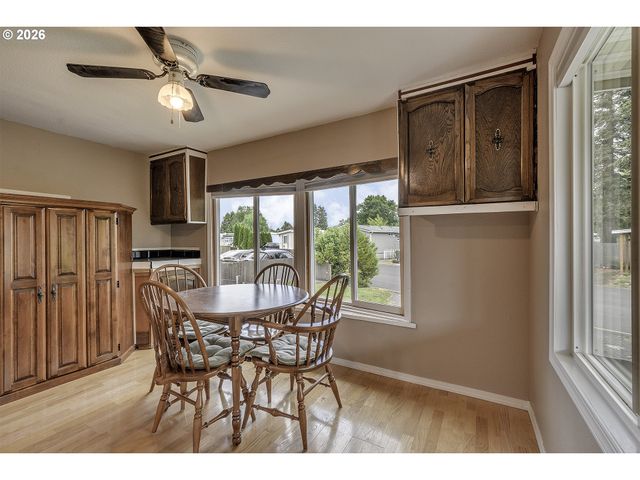 3839 PACIFIC Ave, Forest Grove, OR 97116