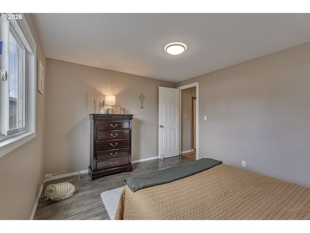 3839 PACIFIC Ave, Forest Grove, OR 97116