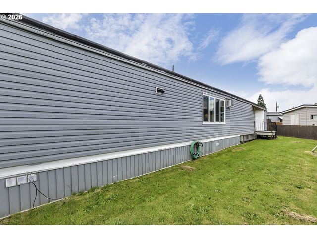 3839 PACIFIC Ave, Forest Grove, OR 97116