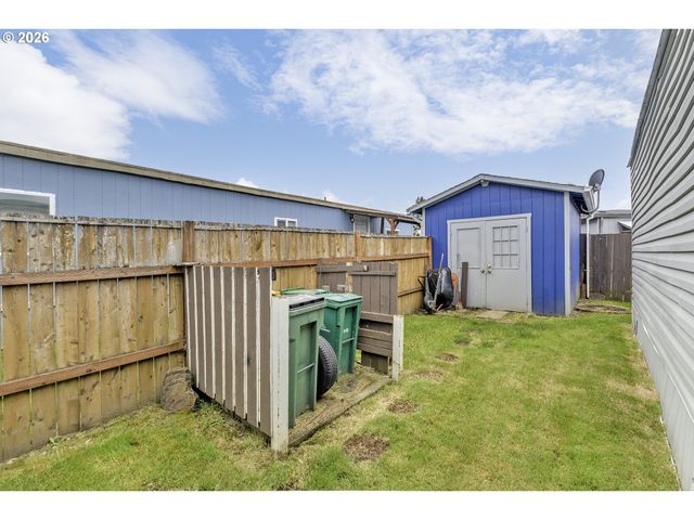 3839 PACIFIC Ave, Forest Grove, OR 97116