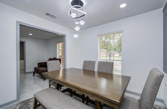 15014 Carol Chase Circle, Houston, TX 77489