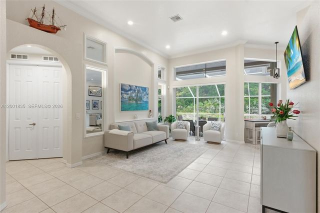 6113 NW 53rd Cir, Coral Springs, FL 33067