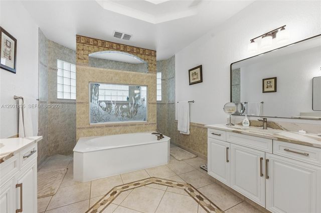 6113 NW 53rd Cir, Coral Springs, FL 33067
