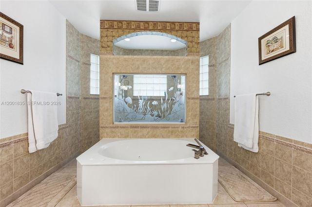 6113 NW 53rd Cir, Coral Springs, FL 33067