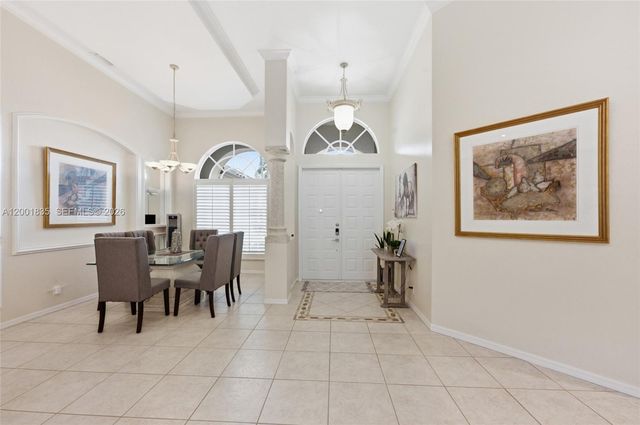 6113 NW 53rd Cir, Coral Springs, FL 33067