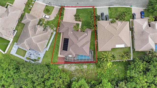 6113 NW 53rd Cir, Coral Springs, FL 33067