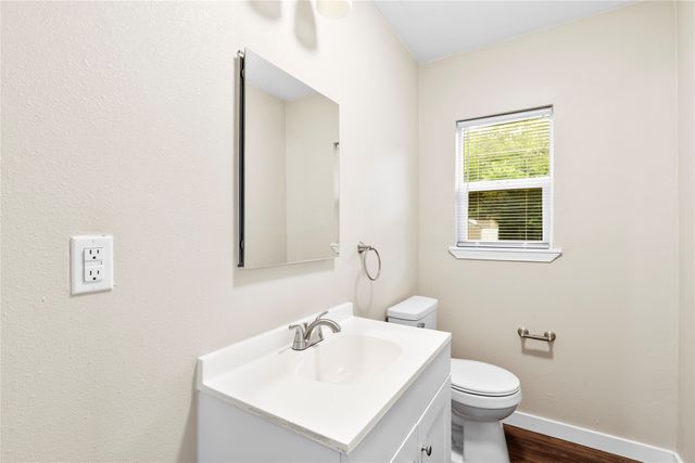 549 Buena Vista Drive, Hurst, TX 76053