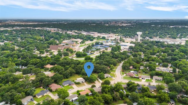 549 Buena Vista Drive, Hurst, TX 76053