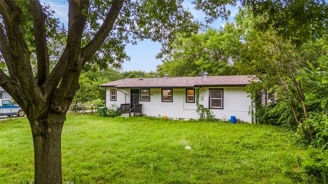 549 Buena Vista Drive, Hurst, TX 76053