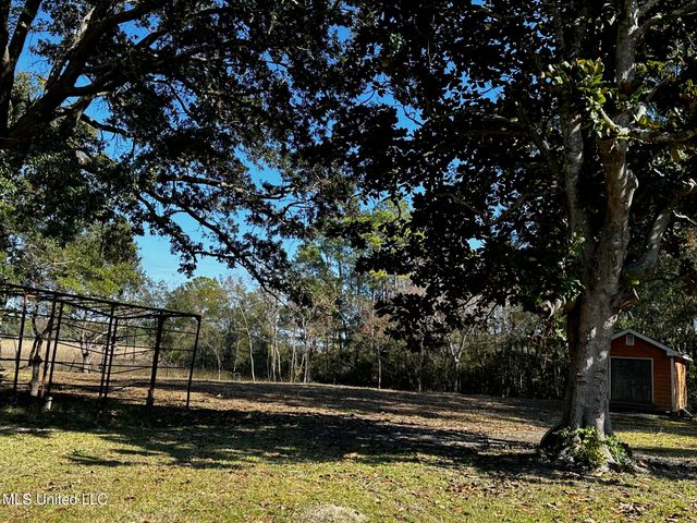 Milstead Road, Gautier, MS 39553