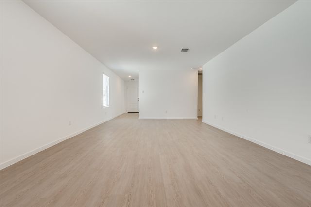 300 Sycamore Place, Wilmer, TX 75141