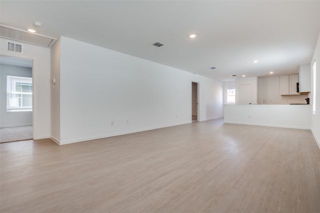 300 Sycamore Place, Wilmer, TX 75141