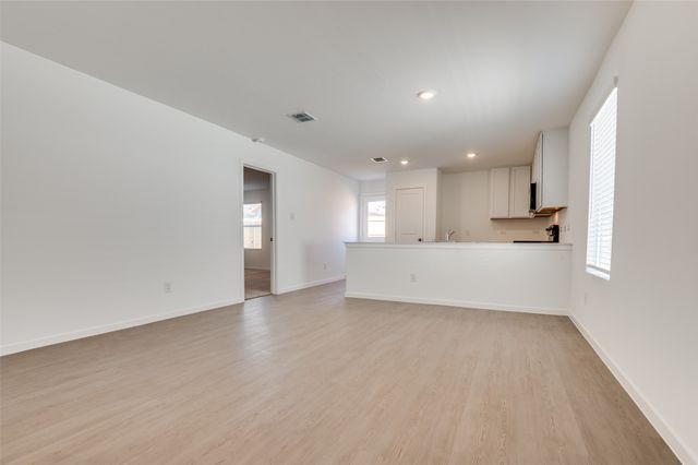 300 Sycamore Place, Wilmer, TX 75141