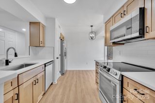 5727 Dockside Drive, Charlotte, NC 28227