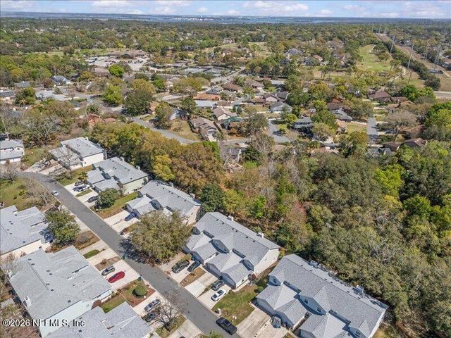 3927 MEADOWVIEW Drive N, Jacksonville, FL 32225