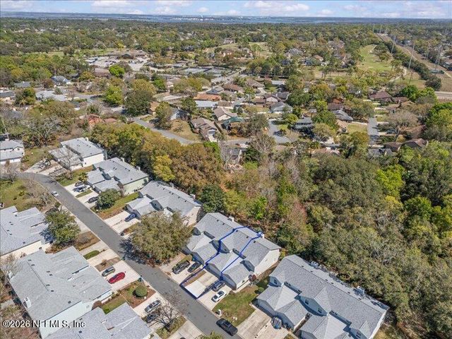 3927 MEADOWVIEW Drive N, Jacksonville, FL 32225