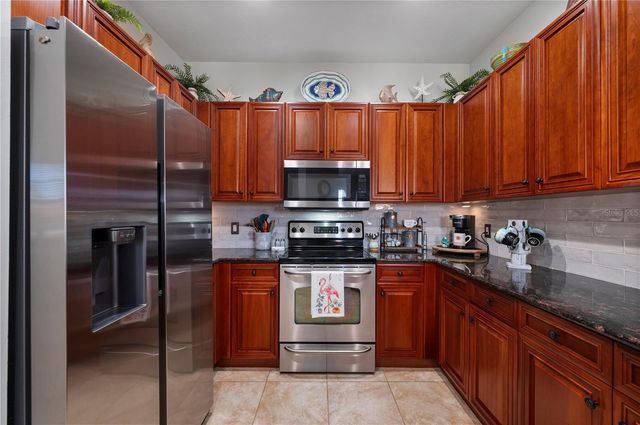 240 W END DRIVE 1123, Punta Gorda, FL 33950