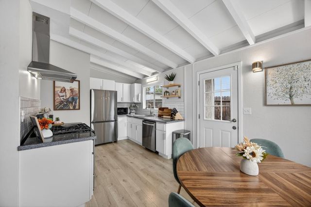 3637 Floral Dr, North Highlands, CA 95660