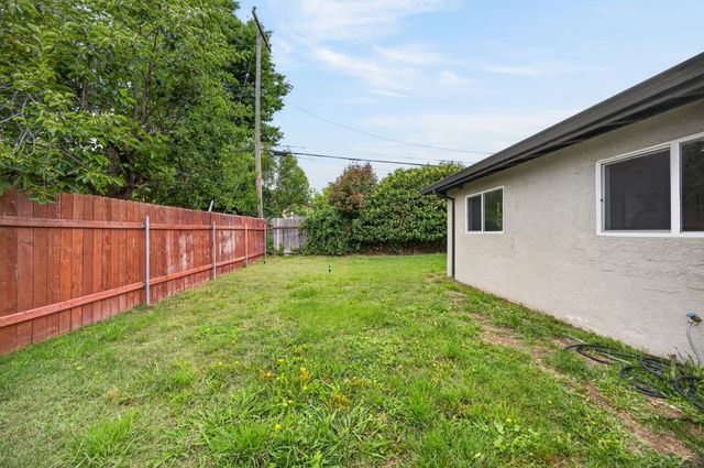 3637 Floral Dr, North Highlands, CA 95660