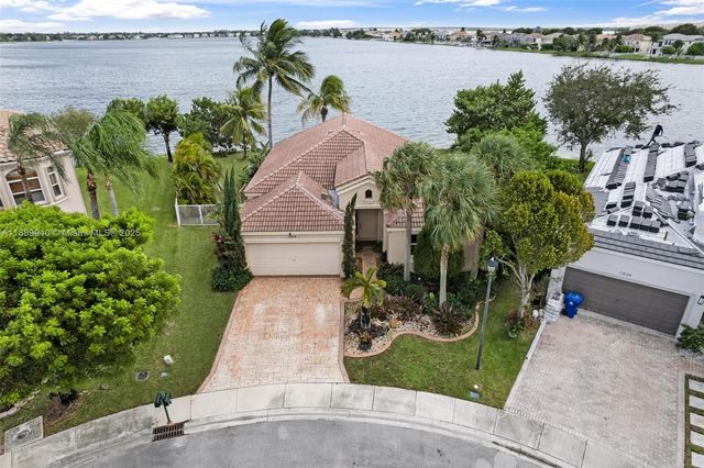 17018 SW 52nd Ct, Miramar, FL 33027