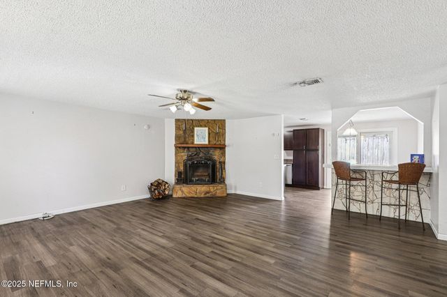 1490 SEKANI Court, Orange Park, FL 32065