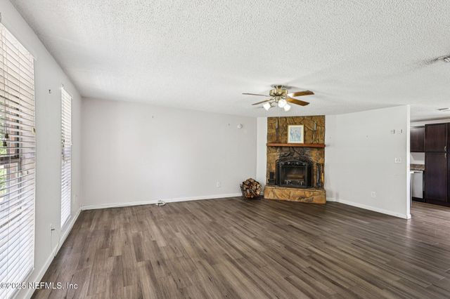 1490 SEKANI Court, Orange Park, FL 32065