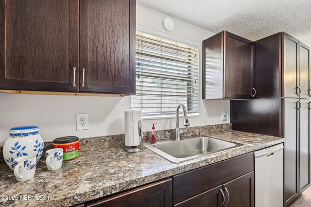 1490 SEKANI Court, Orange Park, FL 32065