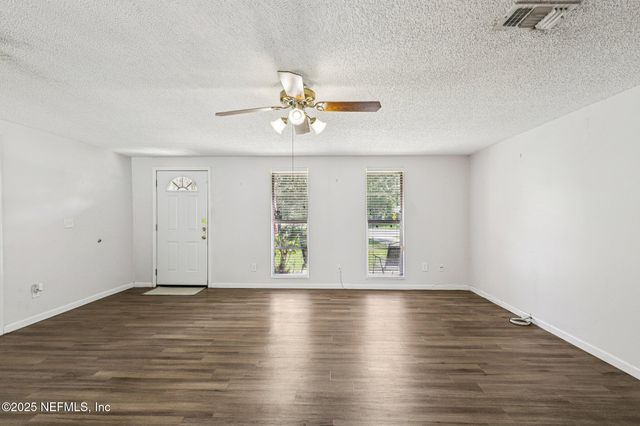 1490 SEKANI Court, Orange Park, FL 32065