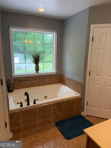 4232 Joe Chandler Road, Gillsville, GA 30543