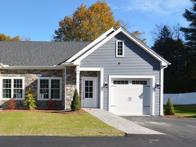 1 Depot Street Ext 4, Townsend, MA 01469