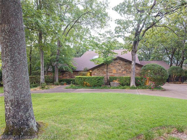 8301 Mile Tree Drive, Fort Smith, AR 72903