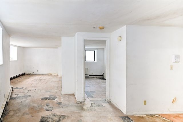 30 Kinross Rd 1, Boston, MA 02135