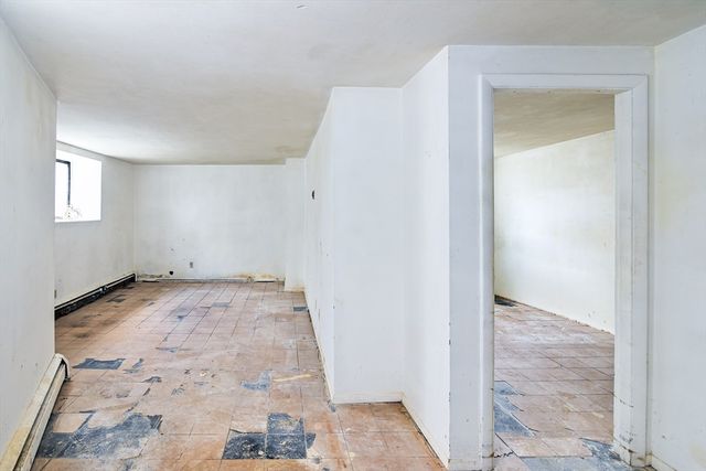 30 Kinross Rd 1, Boston, MA 02135