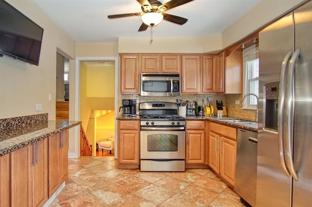 6030 Belmont Road, Downers Grove, IL 60516