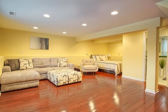 6030 Belmont Road, Downers Grove, IL 60516