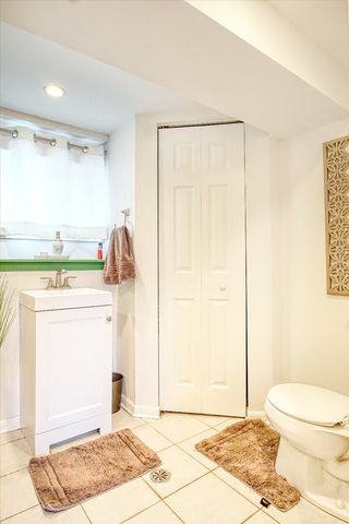 6030 Belmont Road, Downers Grove, IL 60516