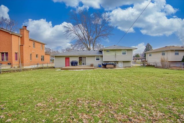 6030 Belmont Road, Downers Grove, IL 60516