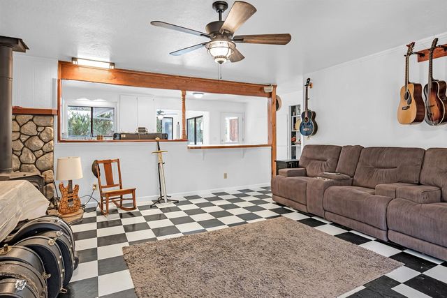 19475 Murphy Rd, Pine Grove, CA 95665