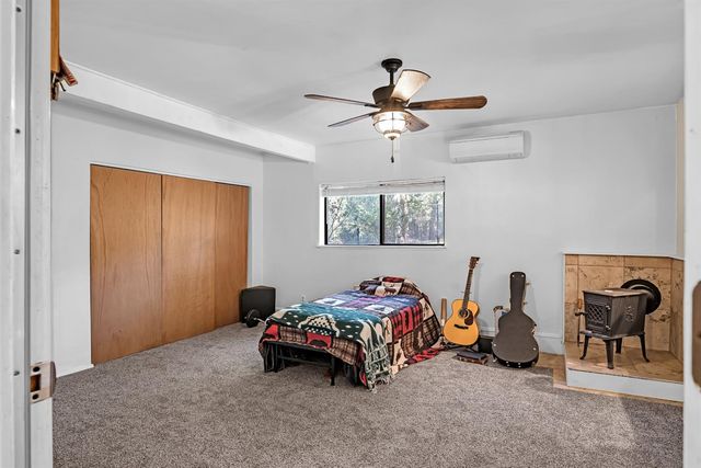 19475 Murphy Rd, Pine Grove, CA 95665