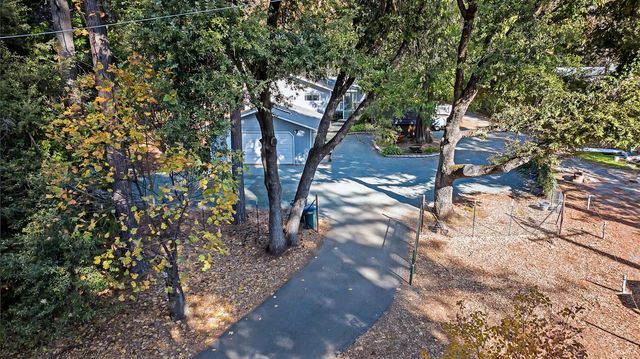 19475 Murphy Rd, Pine Grove, CA 95665