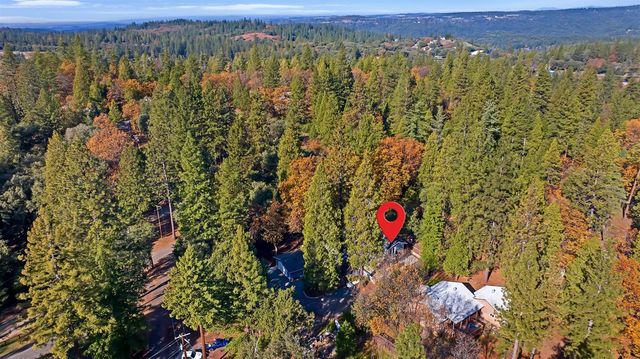 19475 Murphy Rd, Pine Grove, CA 95665