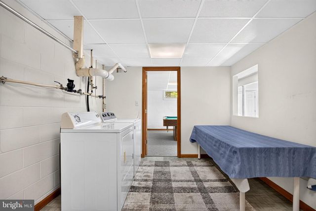 22 STONE EDGE RD, Sellersville, PA 18960
