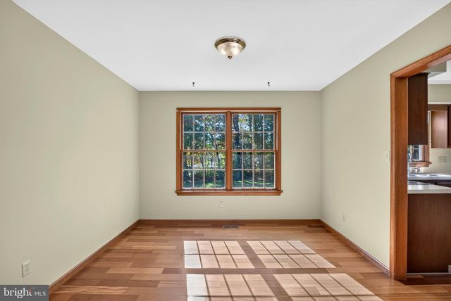 22 STONE EDGE RD, Sellersville, PA 18960