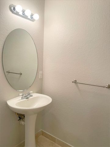 902 S Federal Highway 6, Lake Worth Beach, FL 33460