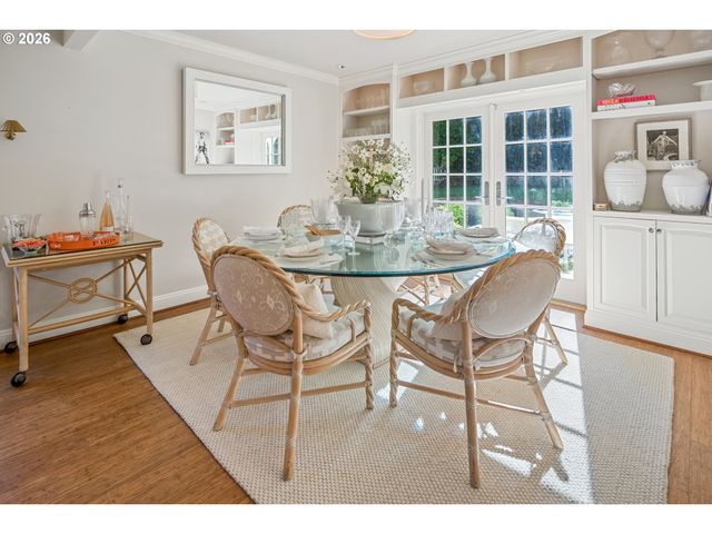 1606 S CAREY Ln, Portland, OR 97219