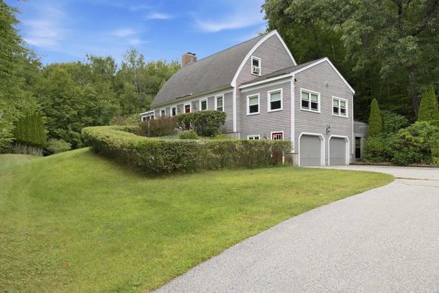 8 Hollow Road, Bow, NH 03304